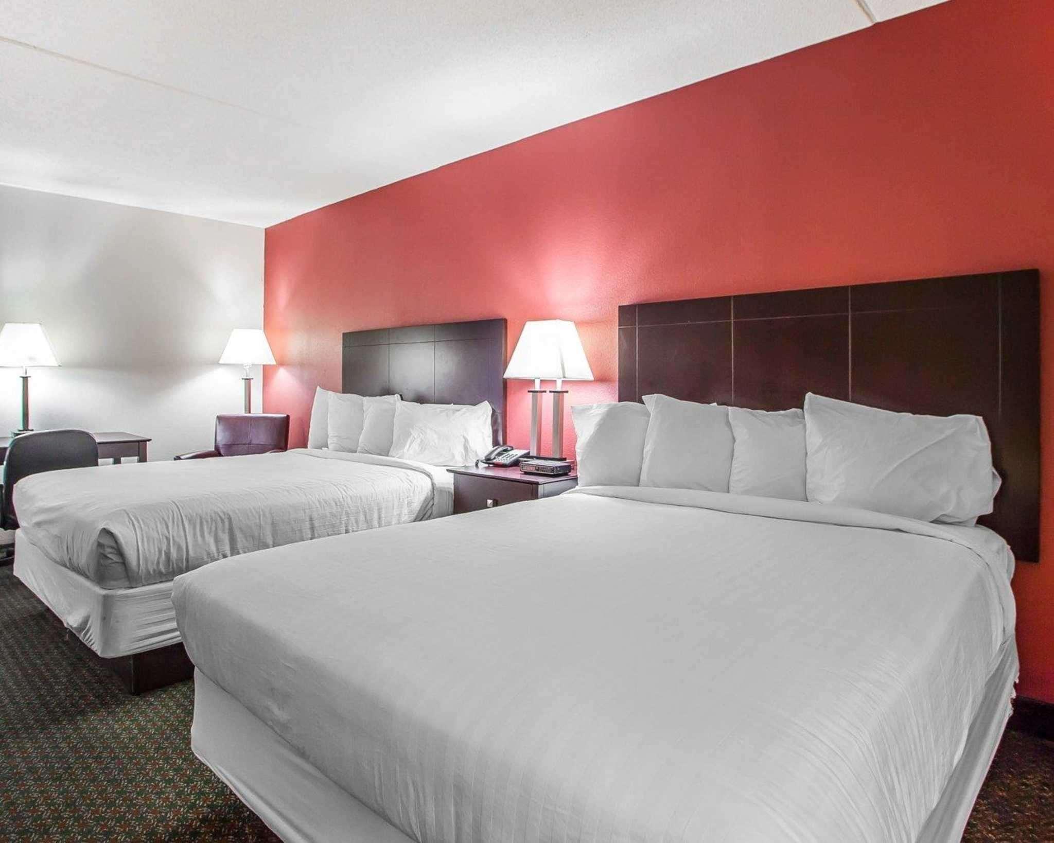 Comfort Inn & Suites Wyomissing-Reading Exterior photo